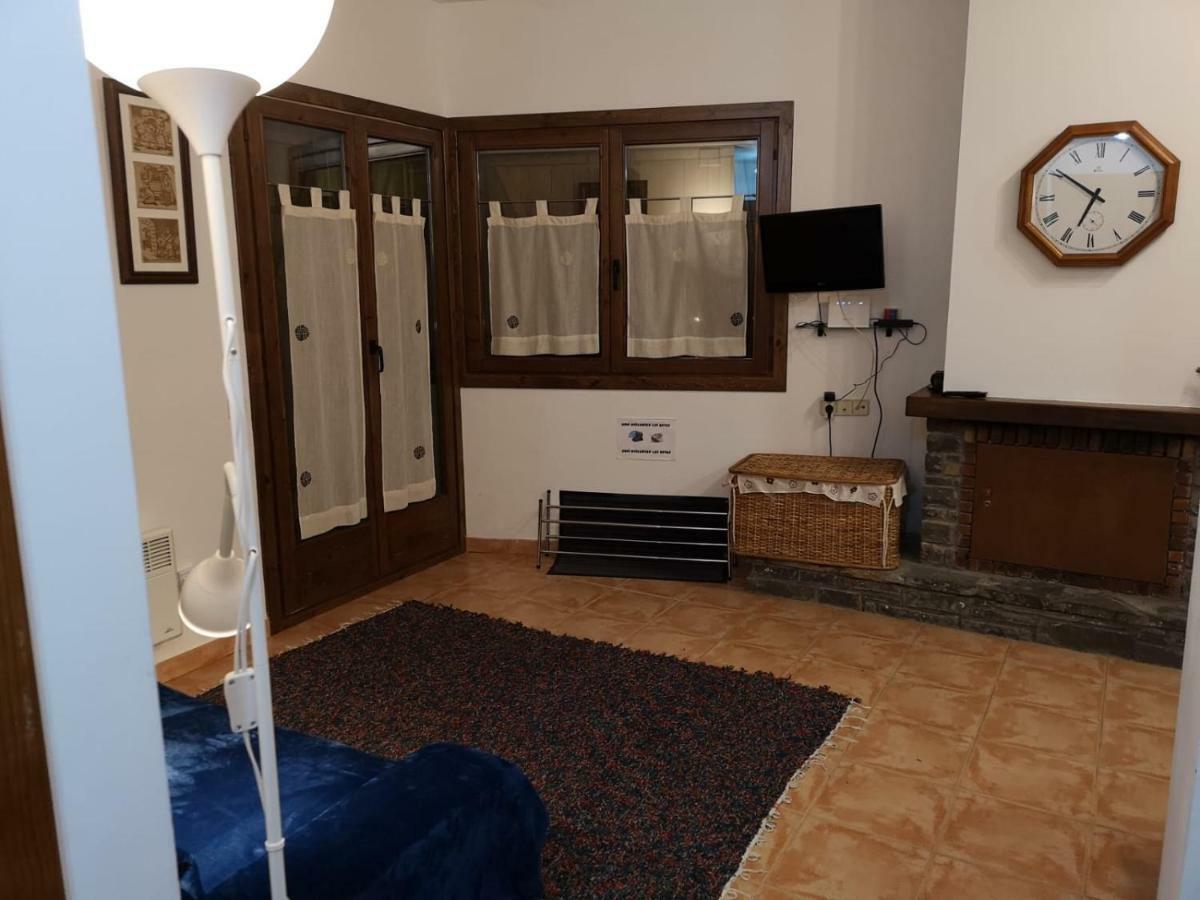 Apartament De La Lali Roní 외부 사진